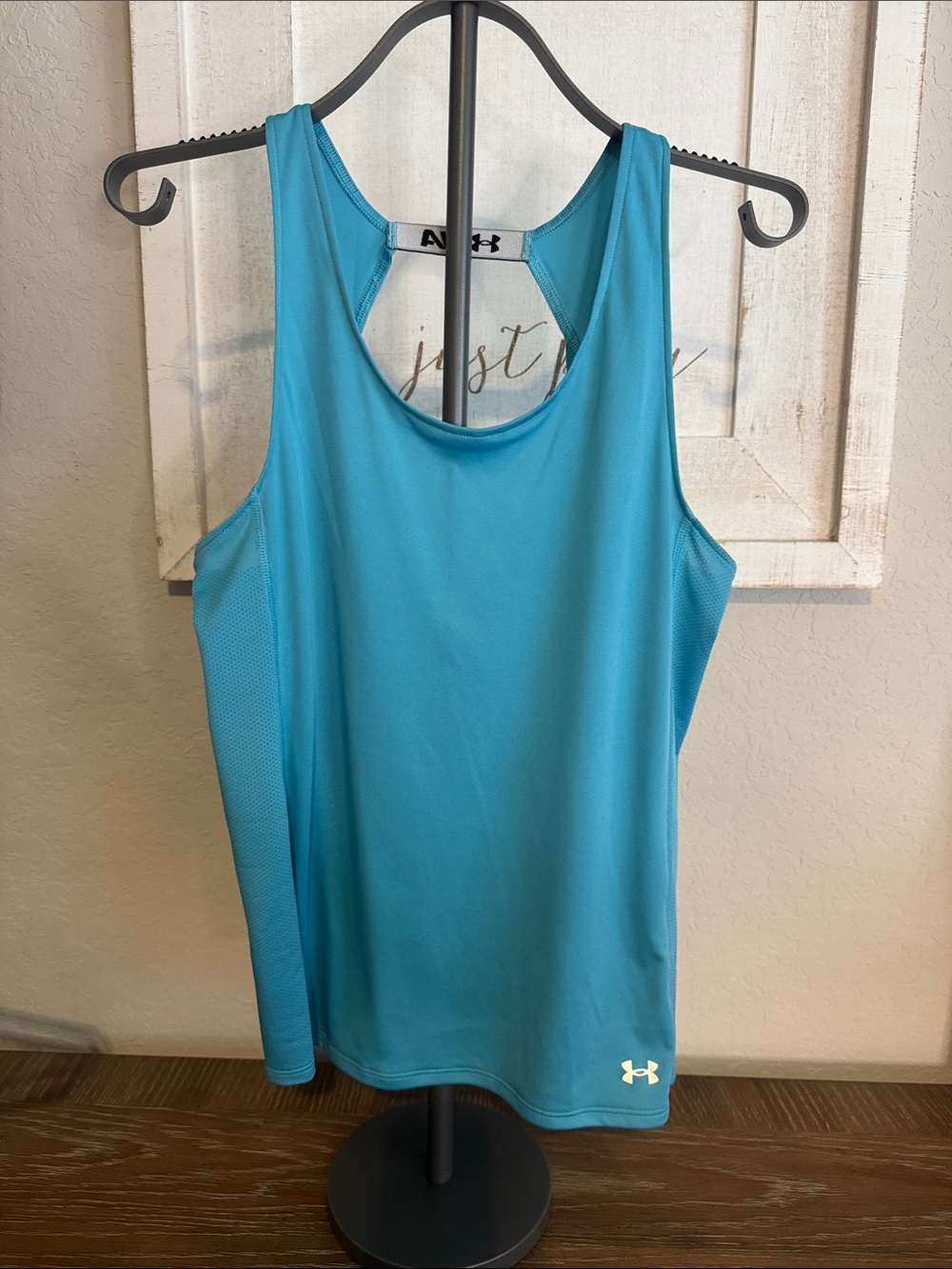 Under Armour Women's Turquoise Workout Tank Top